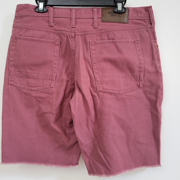 Mens short - Picture 2 of 3